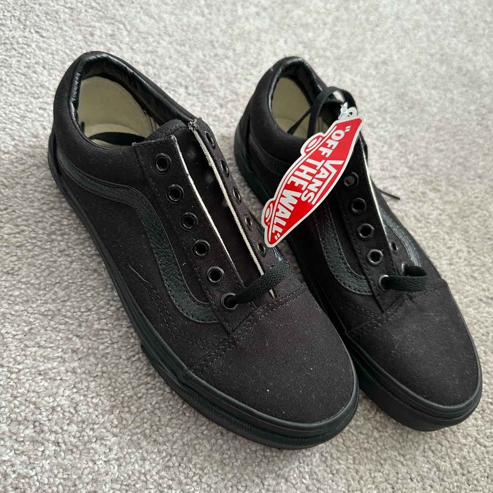 Vans Women’s Black Sneakers